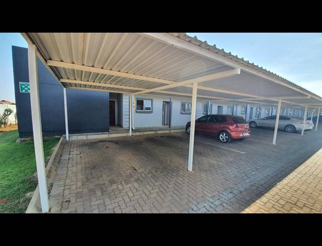 1 BEDROOM APARTMENT FOR SALE IN SINOVILLE